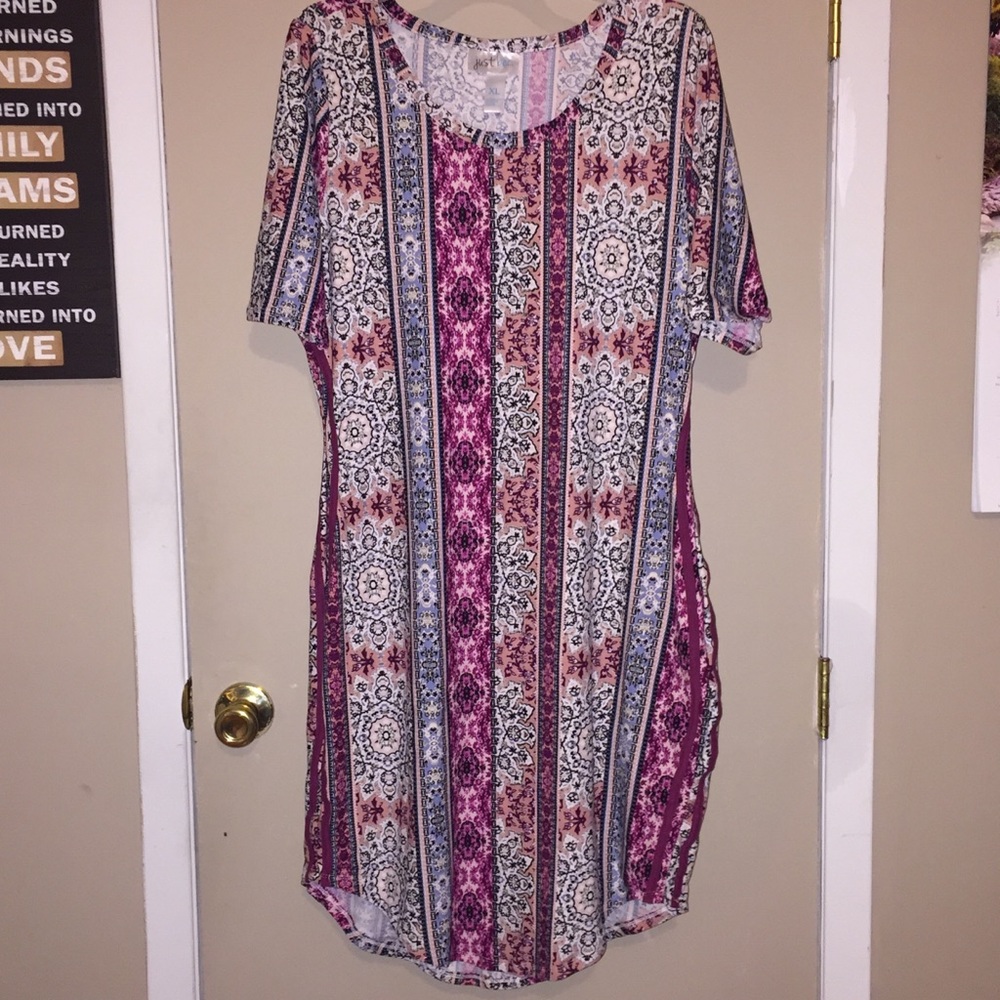 Ladies XL Short Sleeved Dress